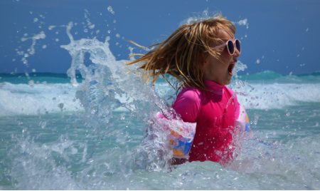 Regole per portare un neonato al mare