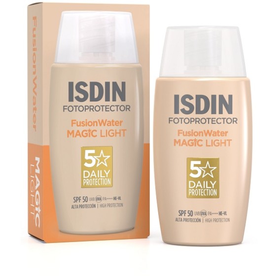 FUSION WATER MAGIC LIGHT SPF50 FUSION WATER MAGIC LIGHT SPF50